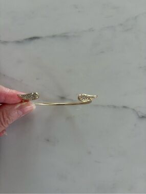 Victoria's Secret Angel Wing cuff bracelet gold-tone with crystal wings